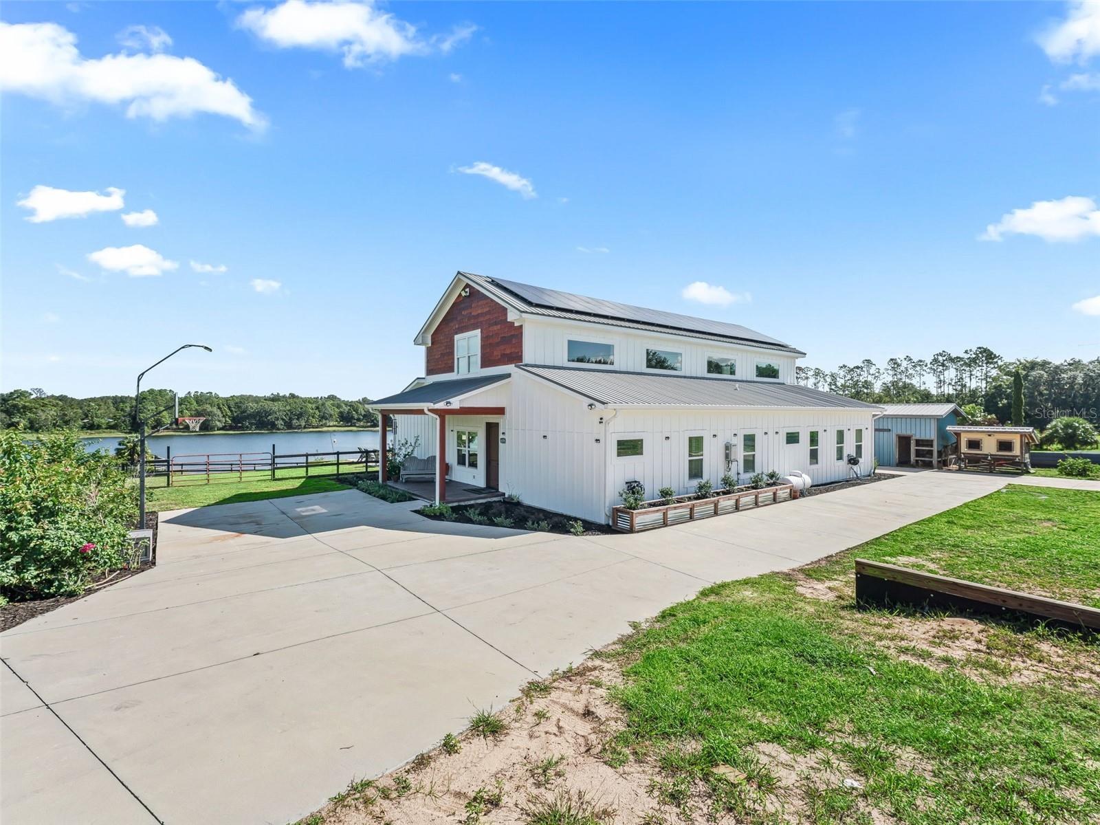 SADDLEBAGS RIDGE - Residential