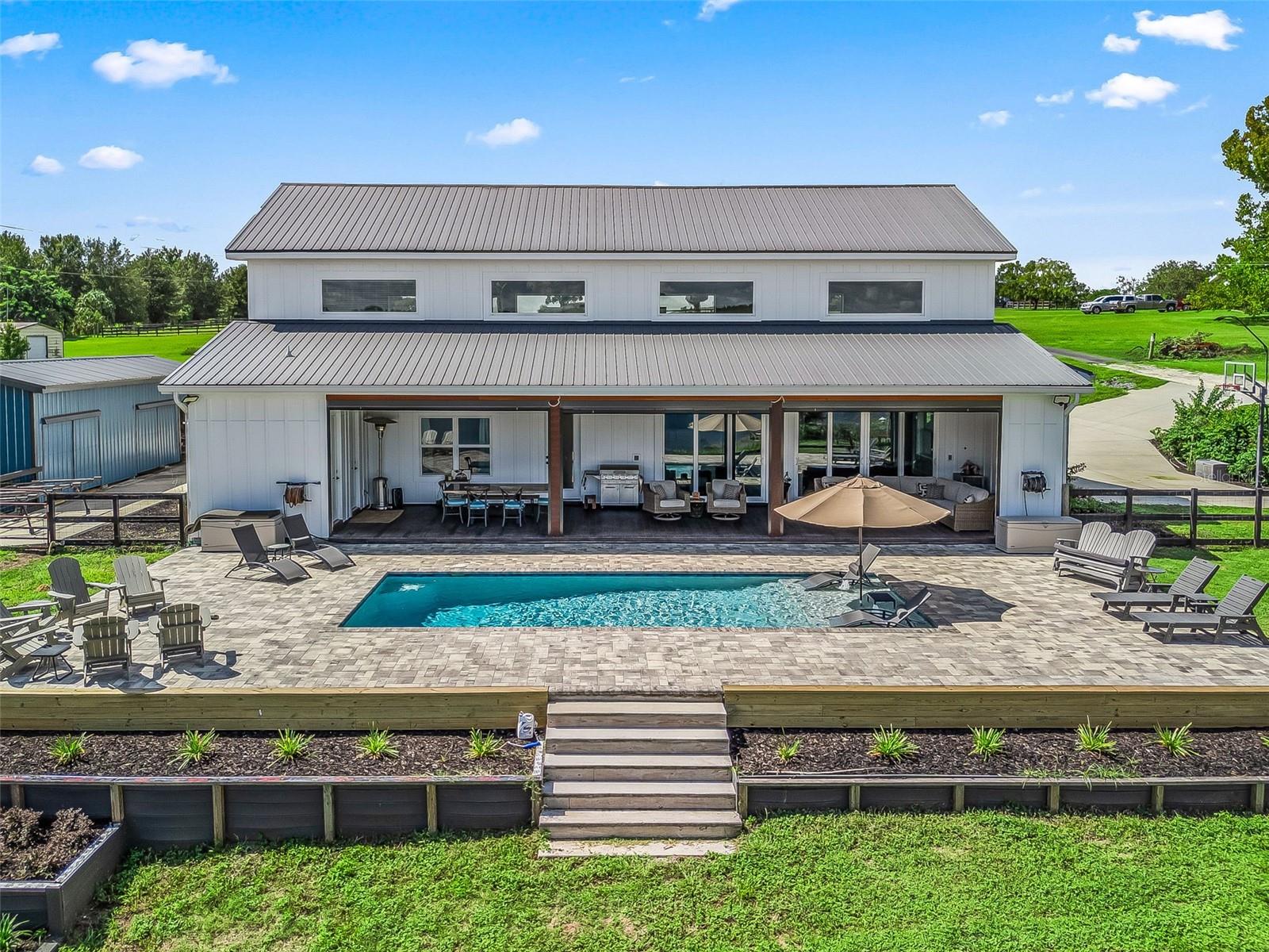 SADDLEBAGS RIDGE - Residential