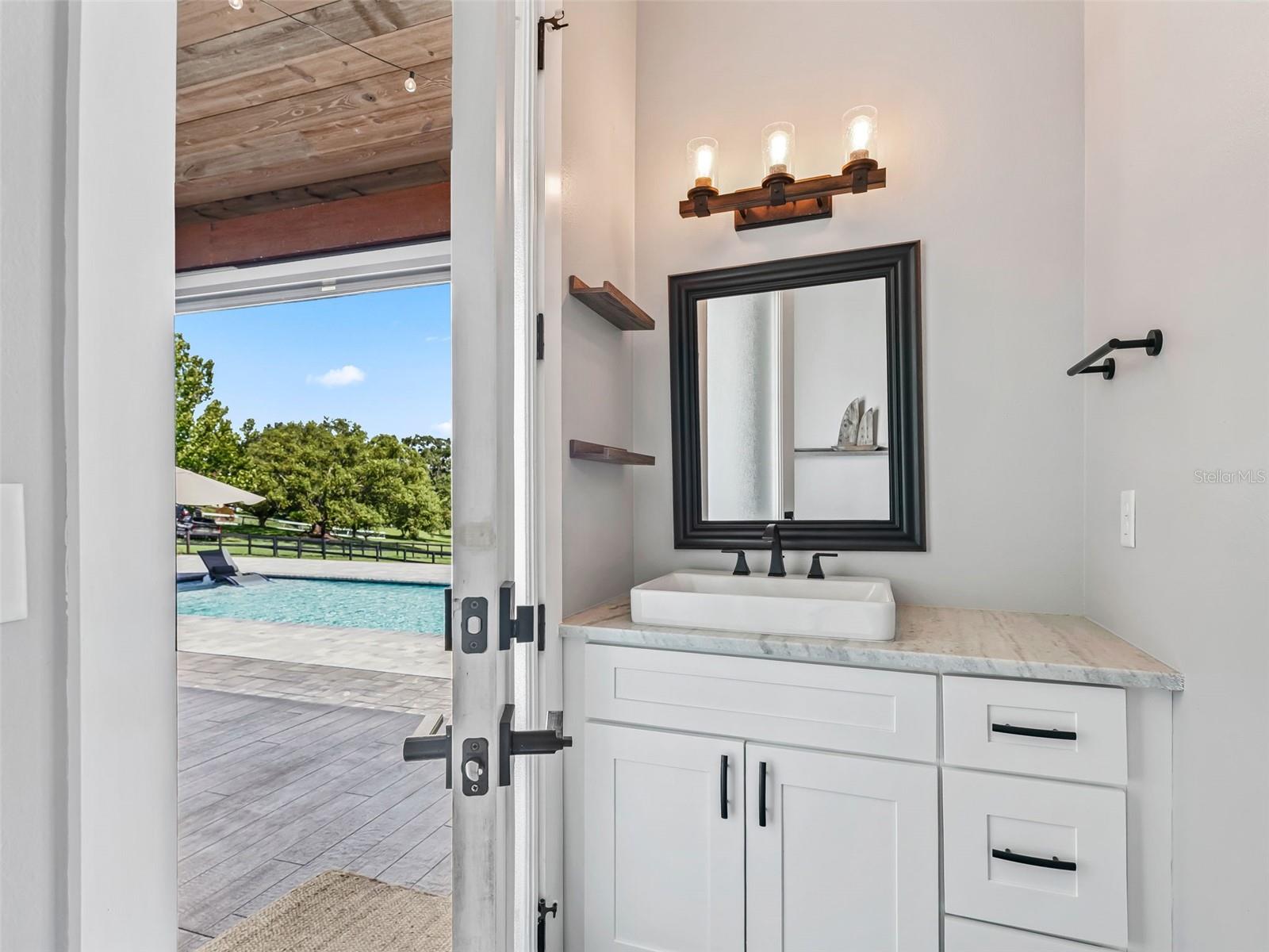 SADDLEBAGS RIDGE - Residential