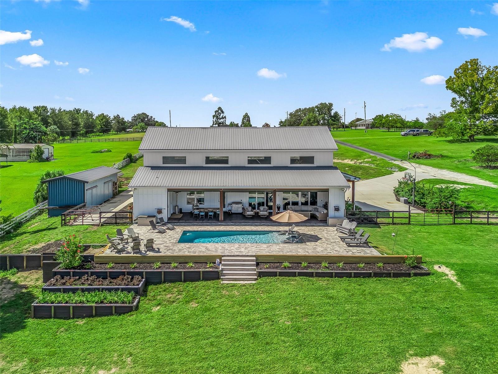 SADDLEBAGS RIDGE - Residential