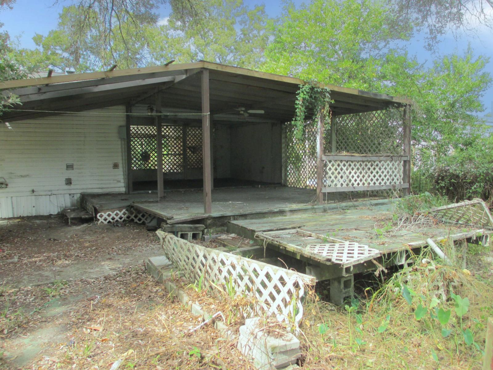 GREEN ACRES - Residential