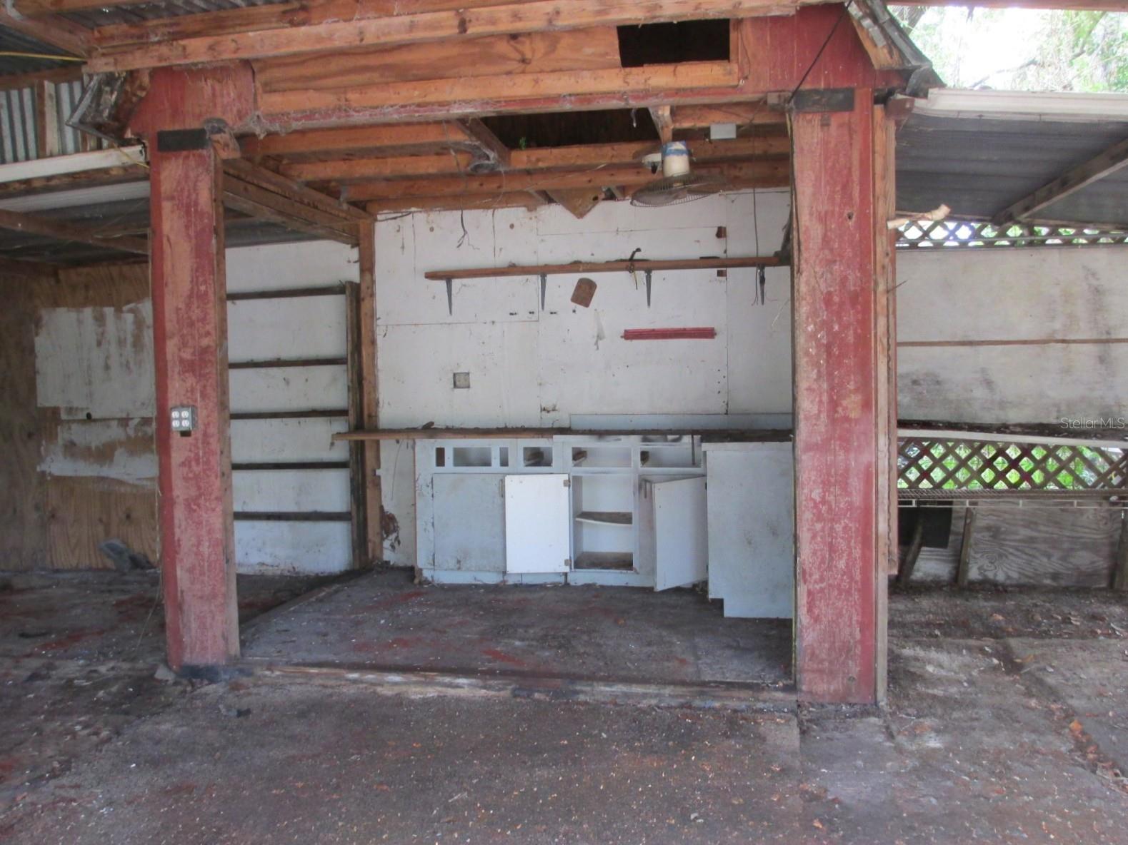 GREEN ACRES - Residential