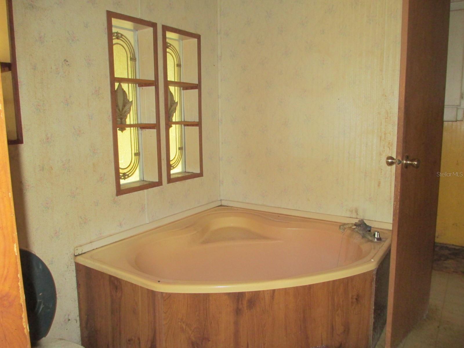 GREEN ACRES - Residential