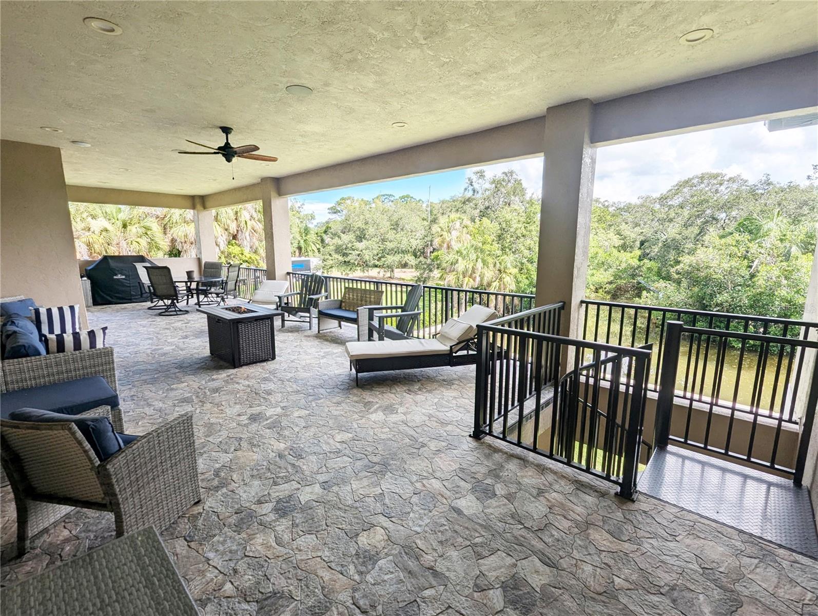 NOKOMIS GARDENS - Residential