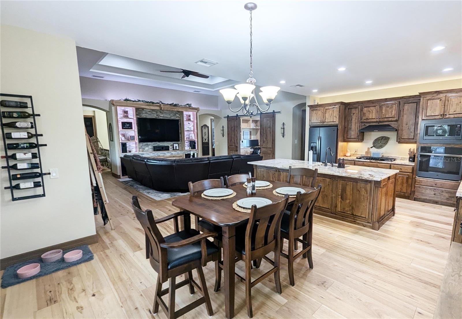 NOKOMIS GARDENS - Residential