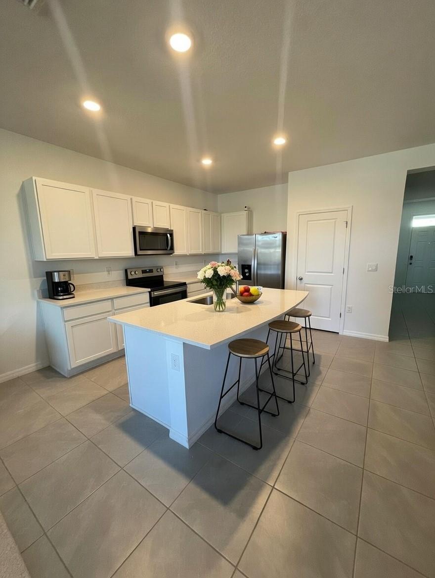 MEADOW RDG PH A-1 - Residential Lease