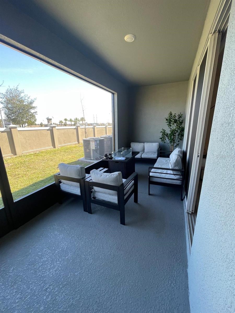 MEADOW RDG PH A-1 - Residential Lease