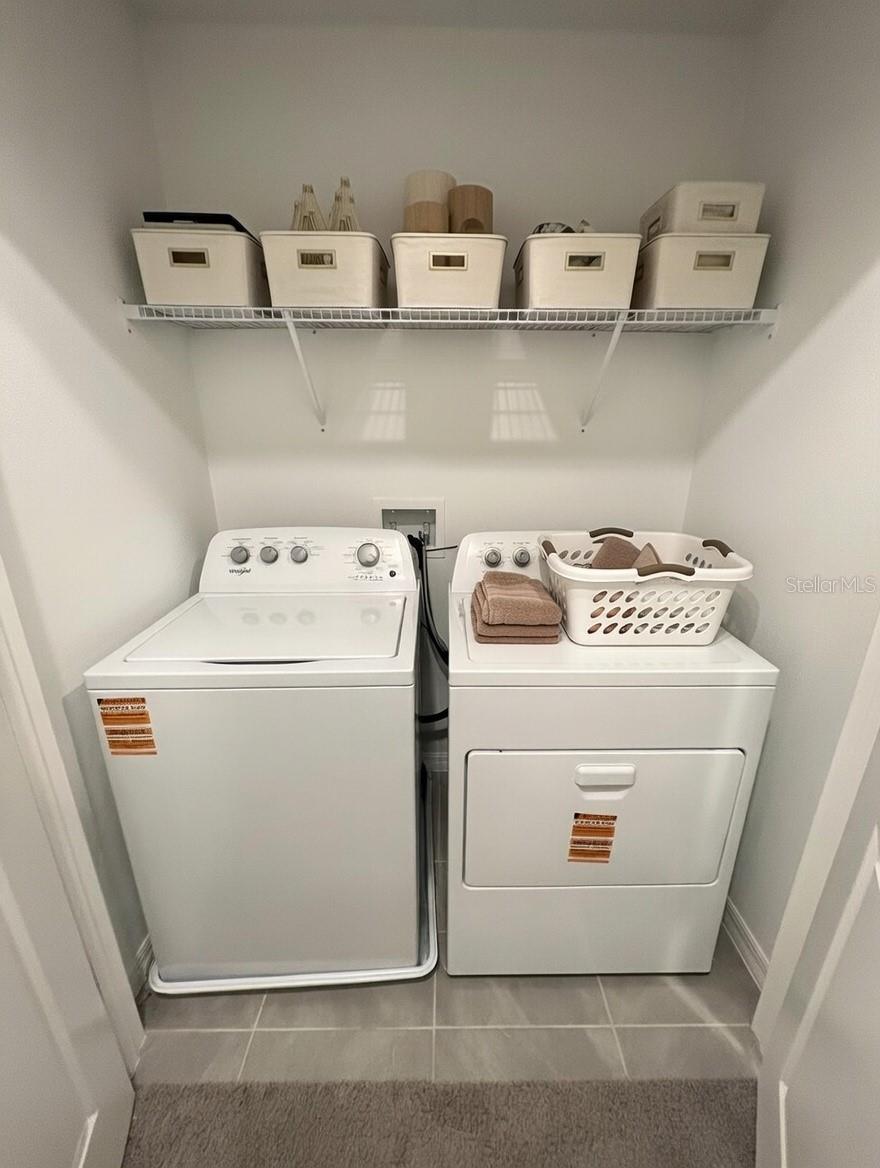 MEADOW RDG PH A-1 - Residential Lease