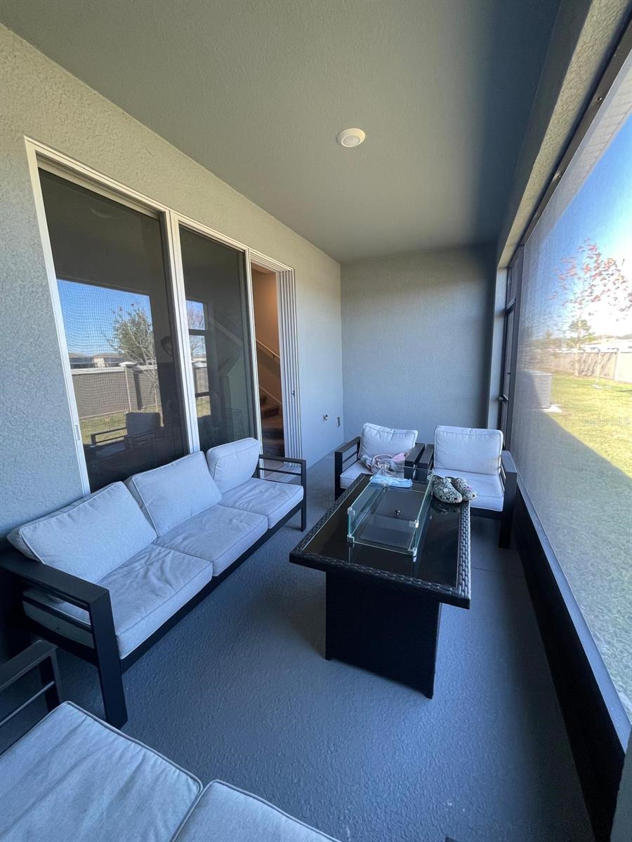 MEADOW RDG PH A-1 - Residential Lease