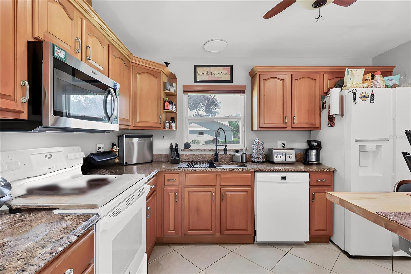 WOODPINE LAKE - Residential