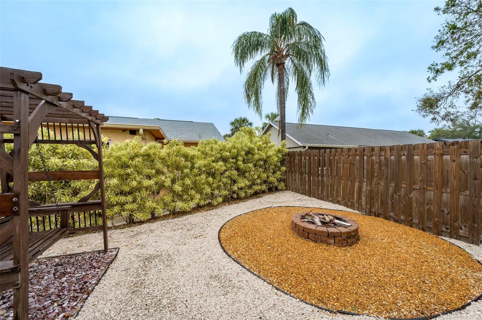 WOODPINE LAKE - Residential