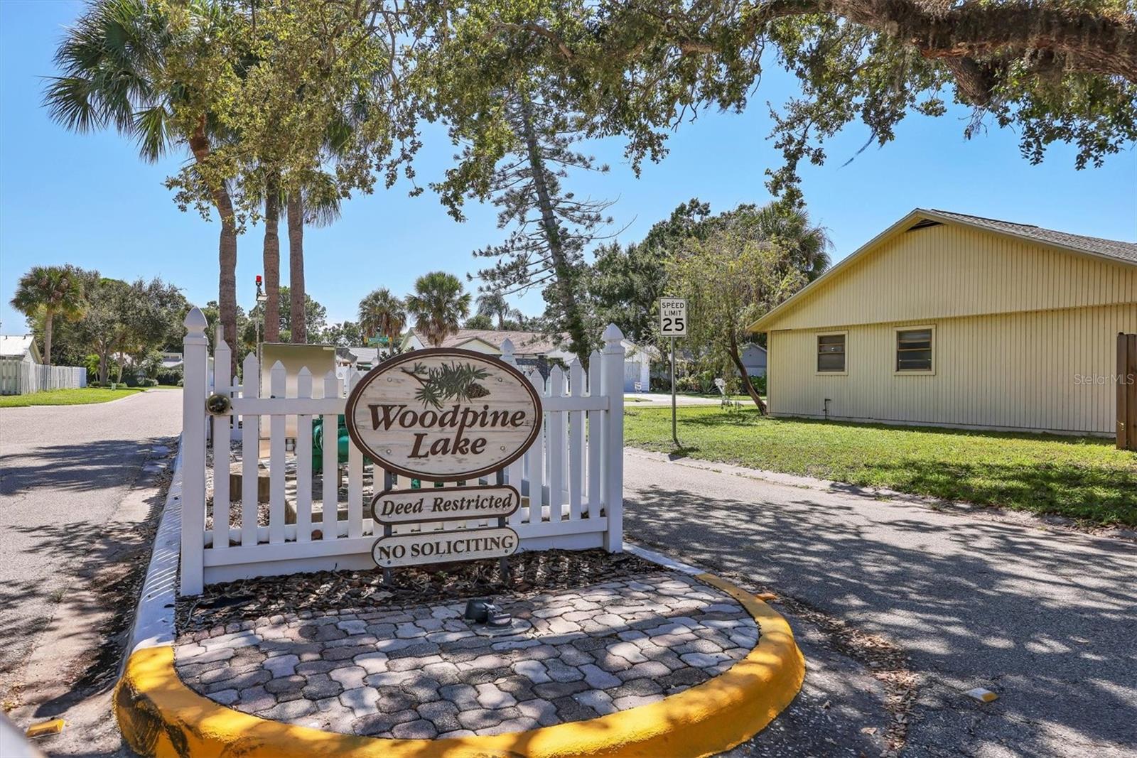 WOODPINE LAKE - Residential