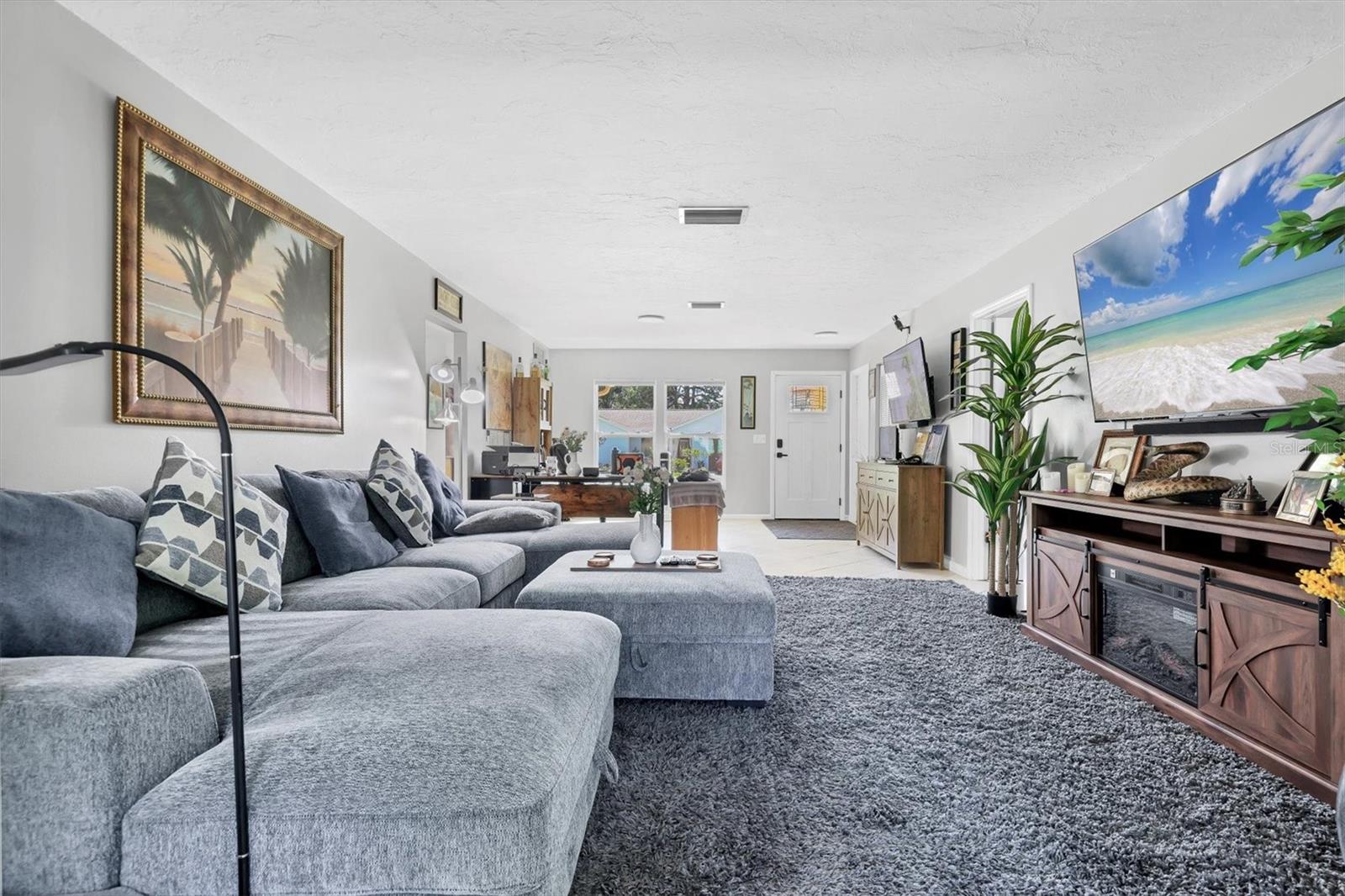 WOODPINE LAKE - Residential