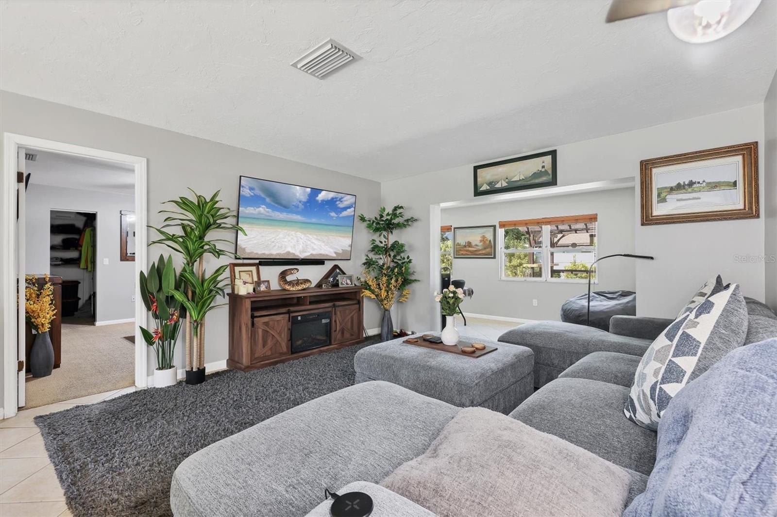 WOODPINE LAKE - Residential