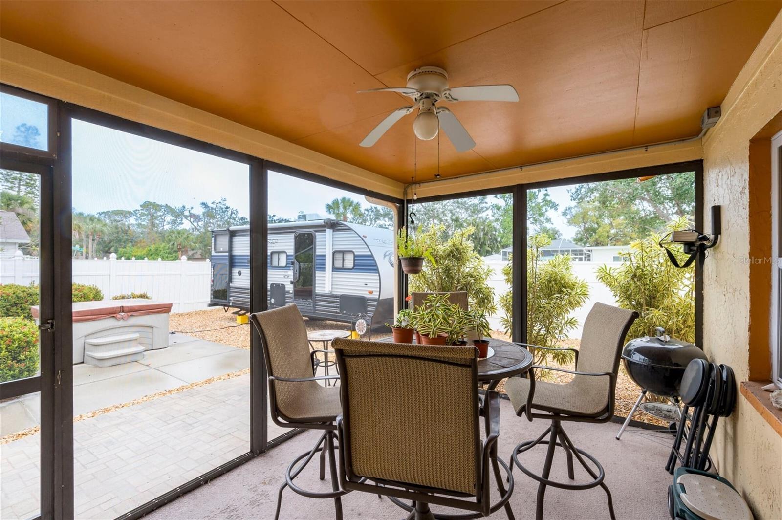 WOODPINE LAKE - Residential