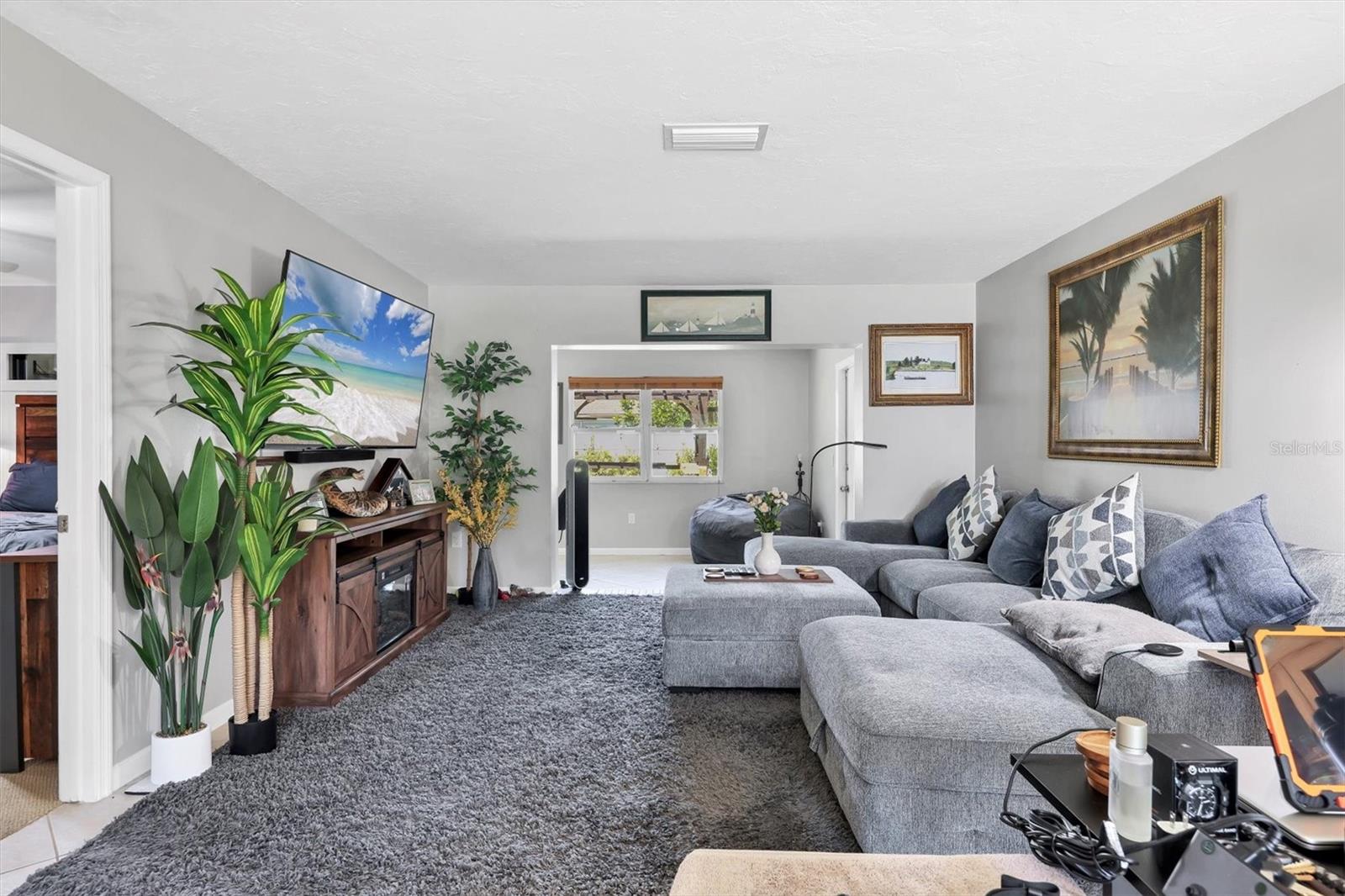 2935 WOODPINE CIRCLE