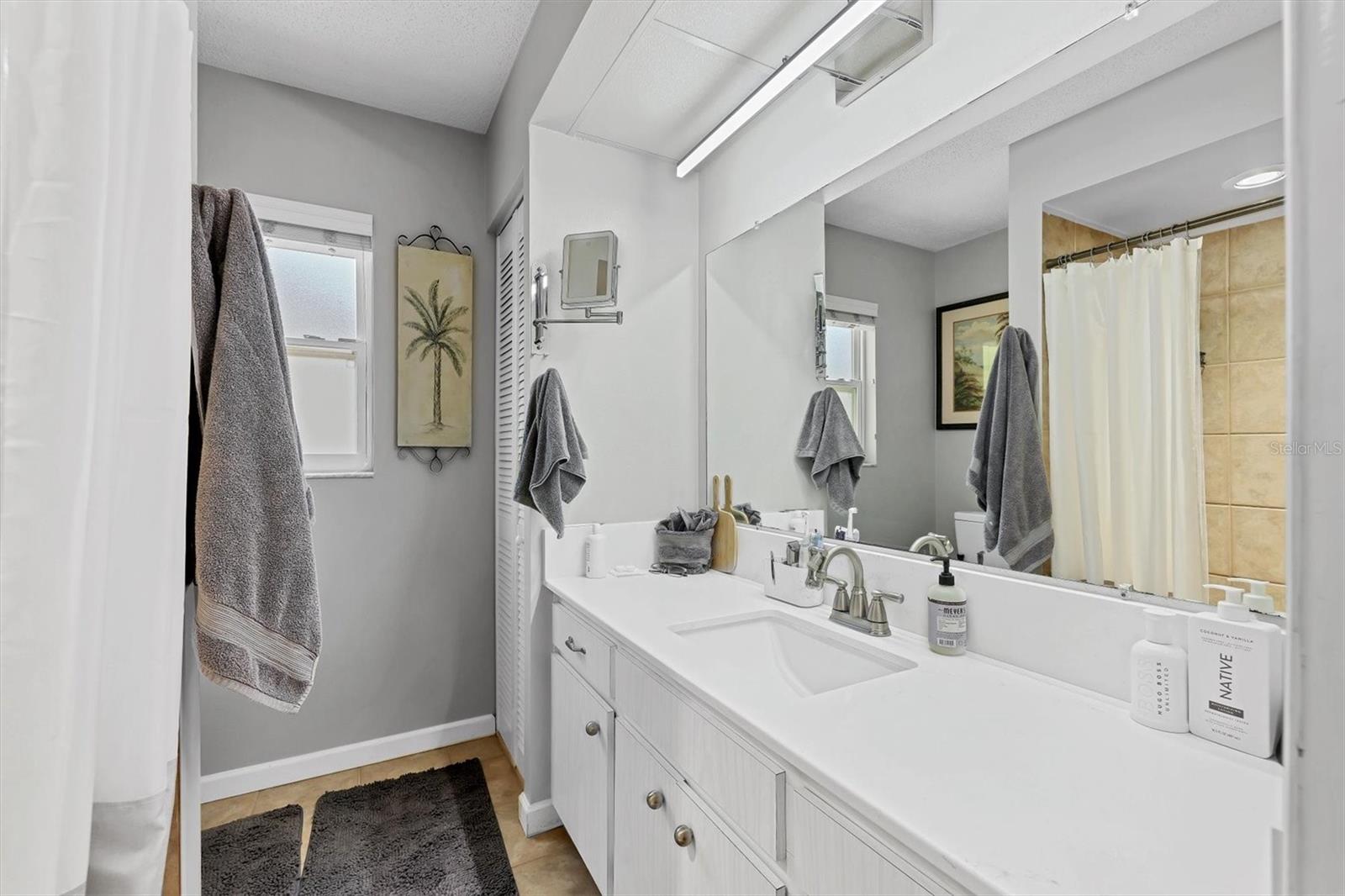 WOODPINE LAKE - Residential