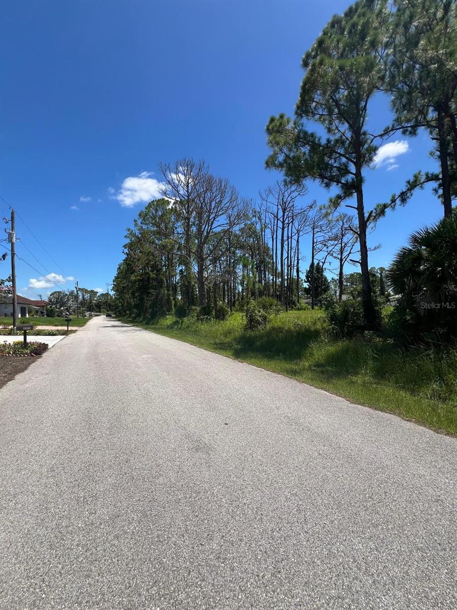 PORT CHARLOTTE SUB 18 - Land