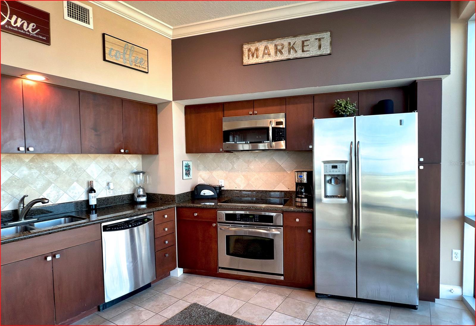 WAVERLY/LK EOLA - Residential Lease