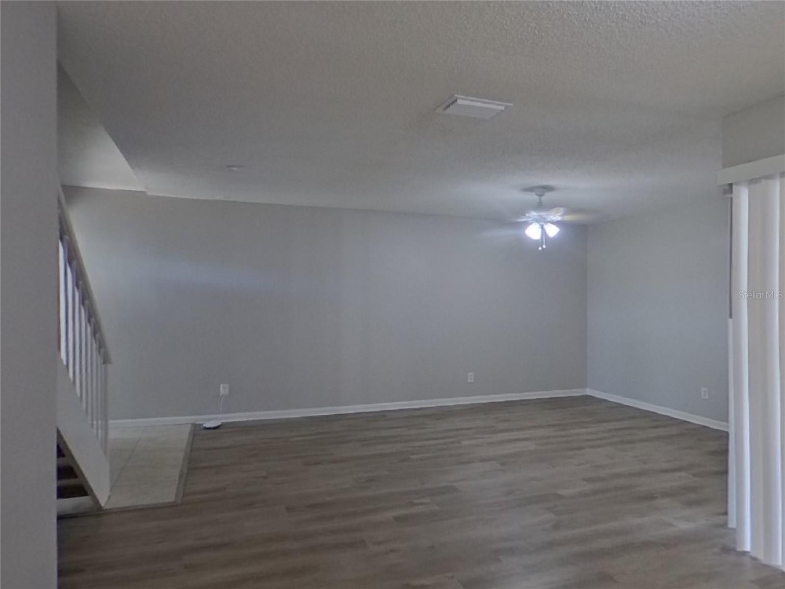 GROVE POINT VILLAGE UNIT I - Residential Lease