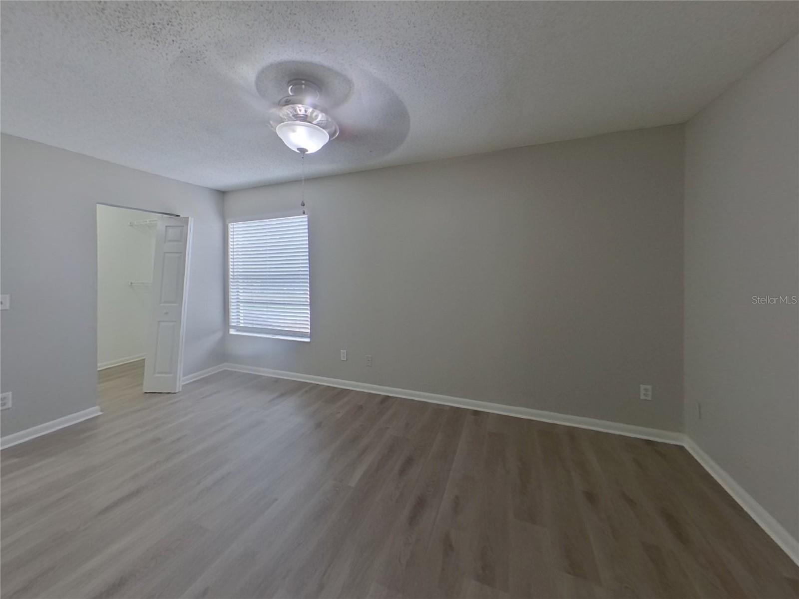 GROVE POINT VILLAGE UNIT I - Residential Lease