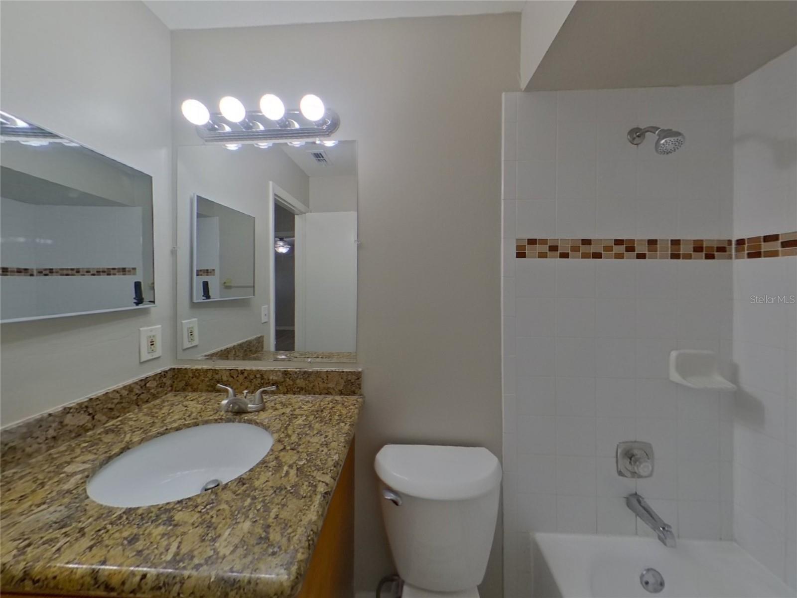 GROVE POINT VILLAGE UNIT I - Residential Lease