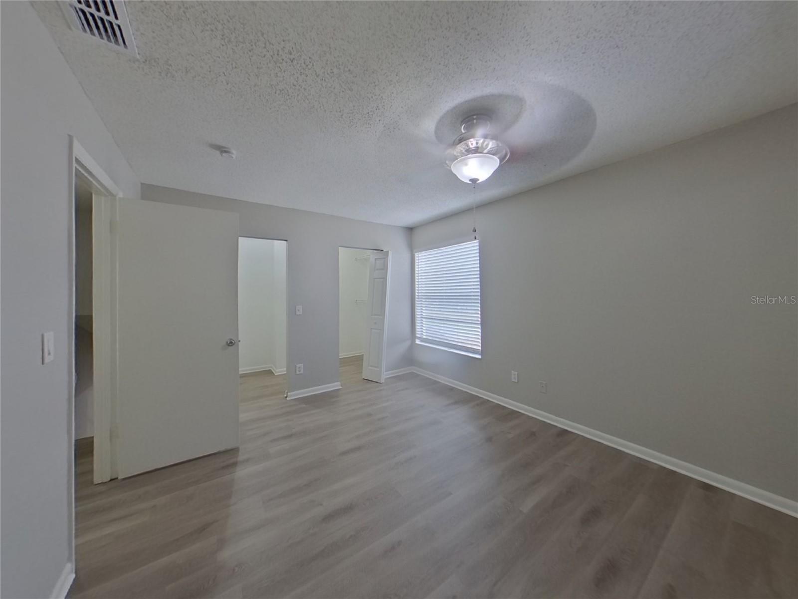 GROVE POINT VILLAGE UNIT I - Residential Lease