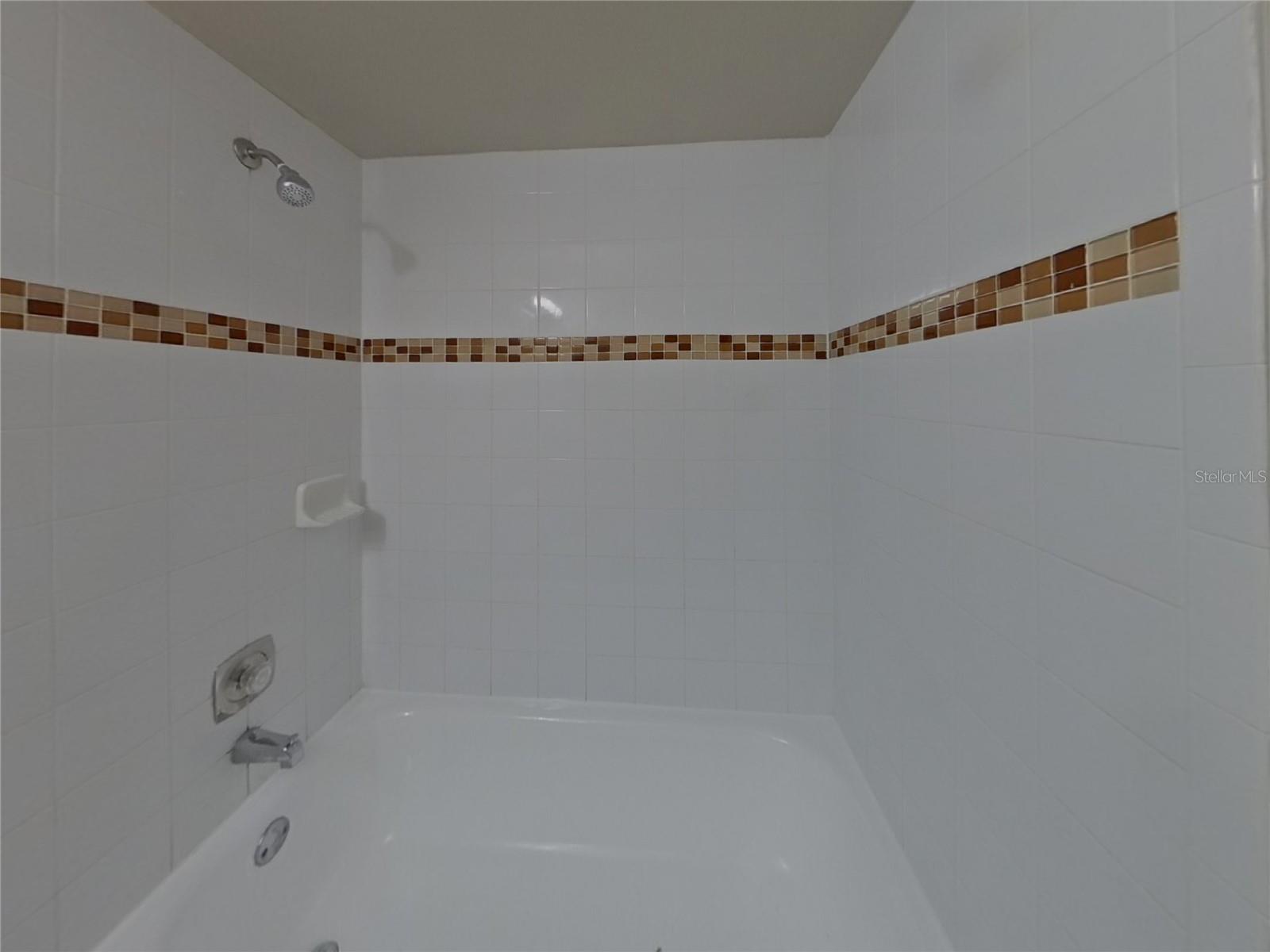 GROVE POINT VILLAGE UNIT I - Residential Lease