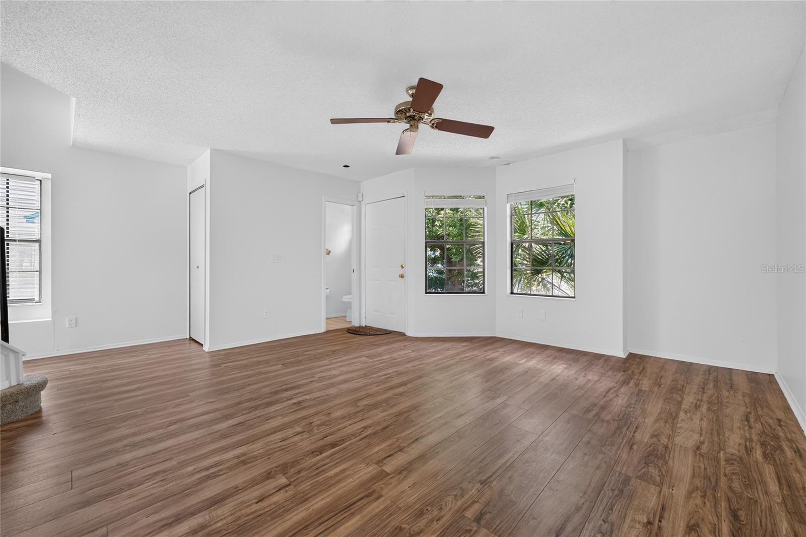 2996 LOWELL COURT