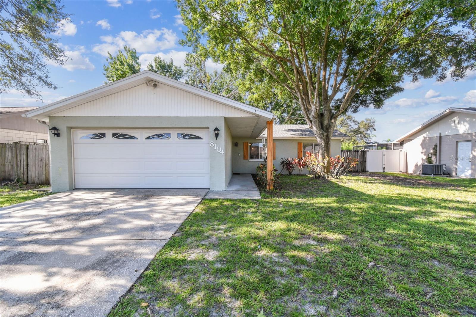 8104 CANDLEWOODE DRIVE