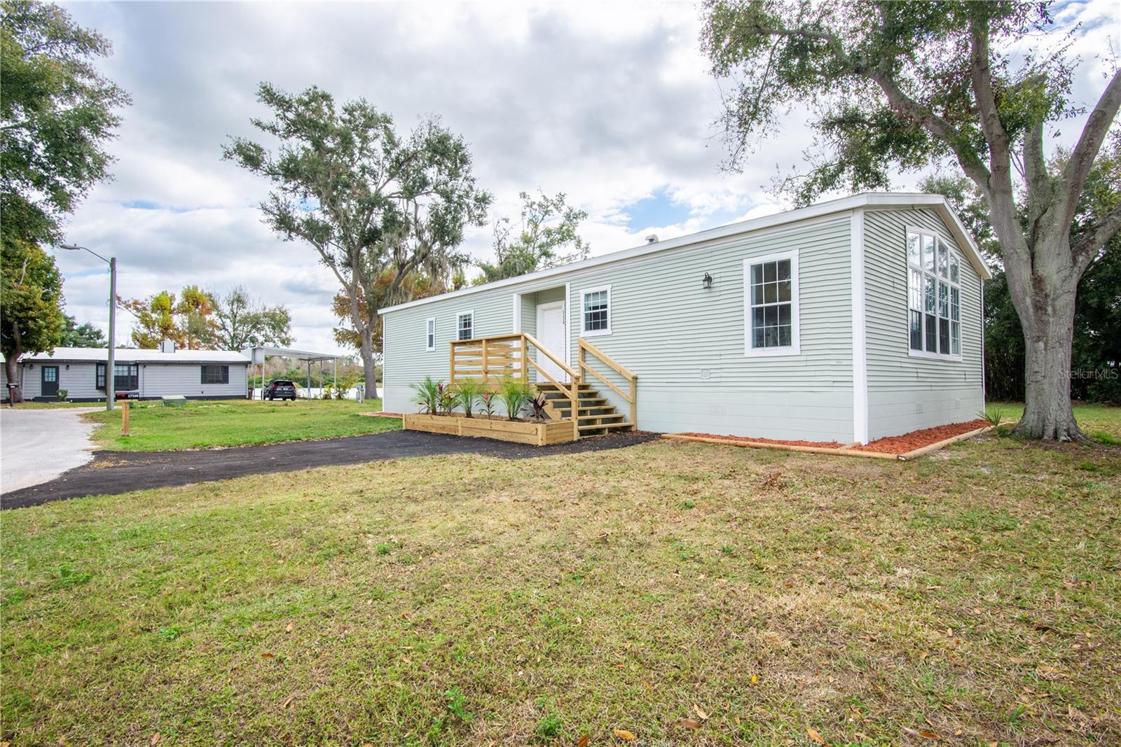 MONTVERDE MOBILE HOME SUB - Residential