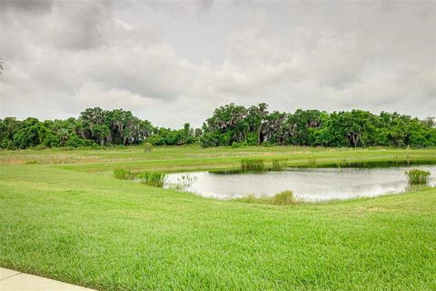 A home in WINTER HAVEN