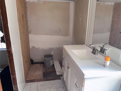 Tiny photo for 6694 NE 93rd Avenue, Bronson, FL 32621 (MLS # A4694225)