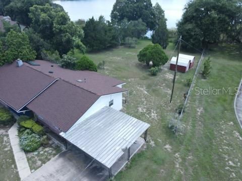 A home in EUSTIS