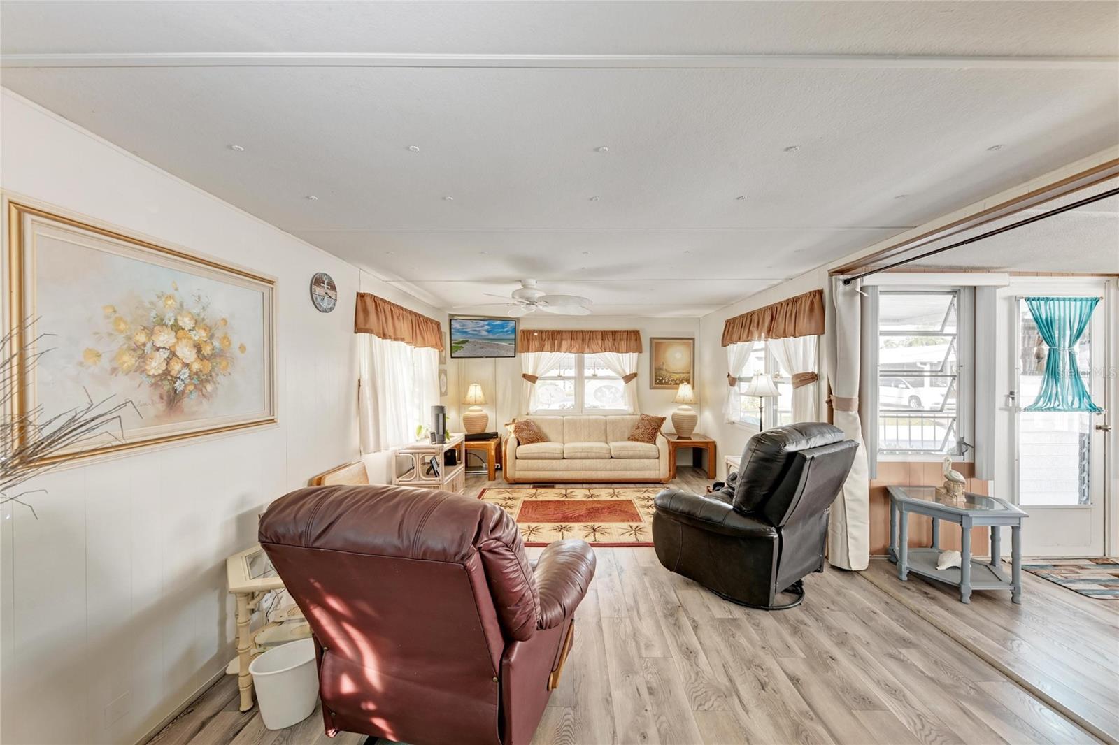 PARADISE BAY ESTATES CO-OP - Residential