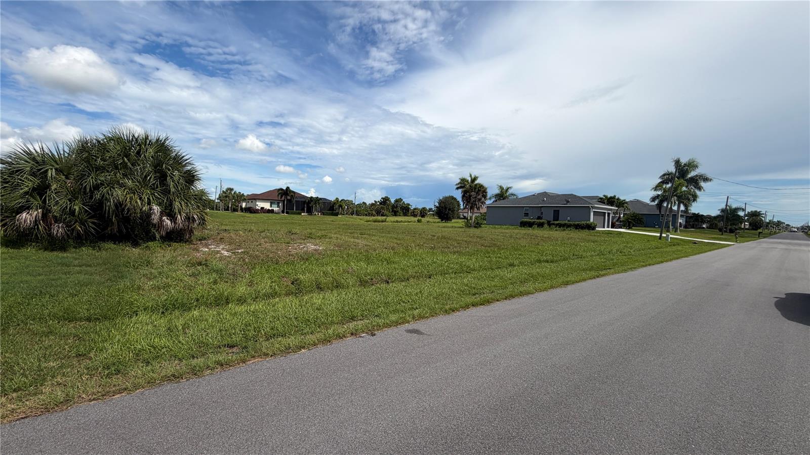176 W PINE VALLEY LANE