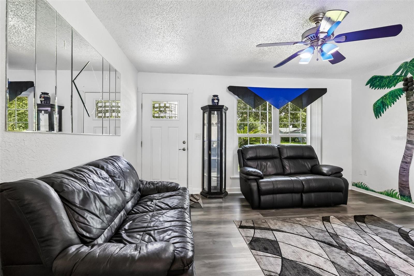 6513 NEWMAN CIRCLE W