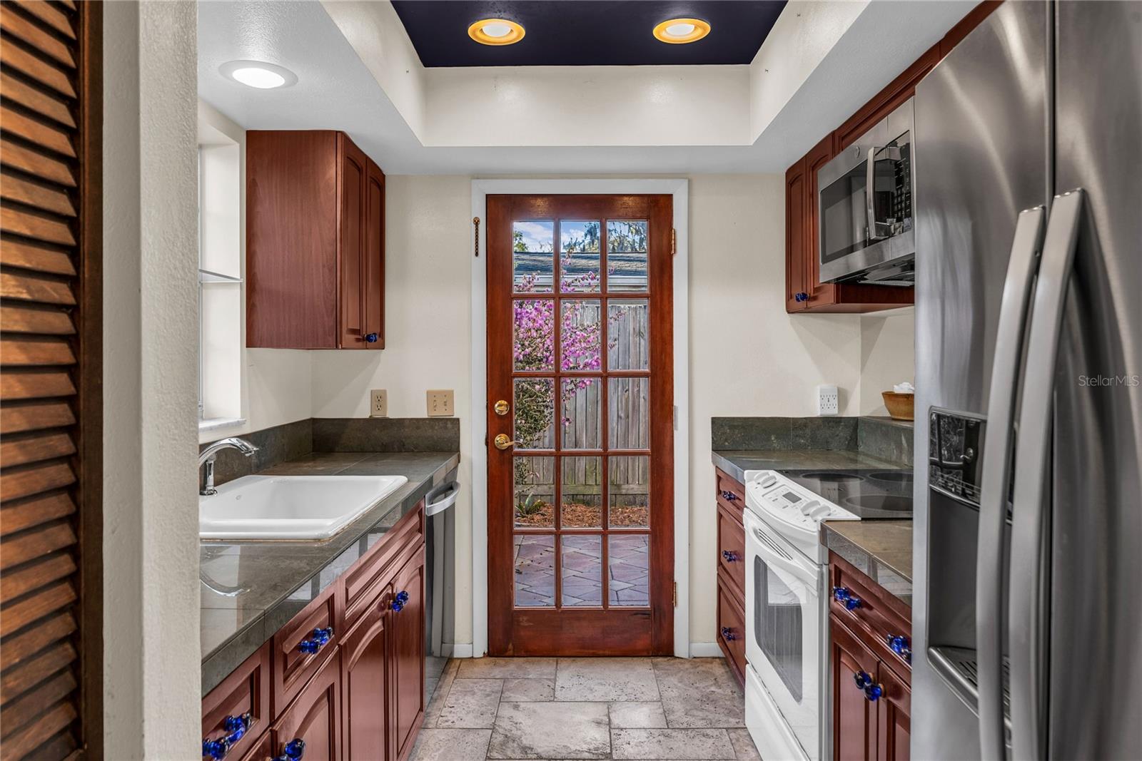 GREENWOOD GARDENS SEC 01 - Residential