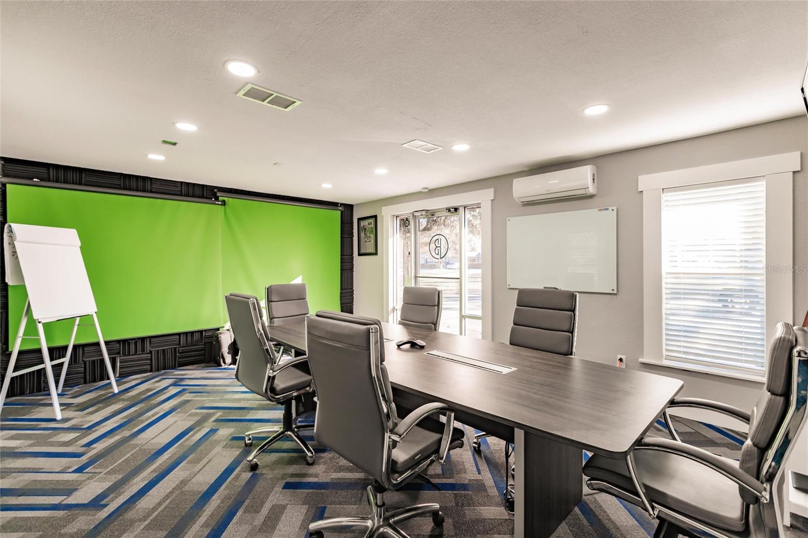 GILCHRISTS & BALDWINS SUB - Commercial Sale