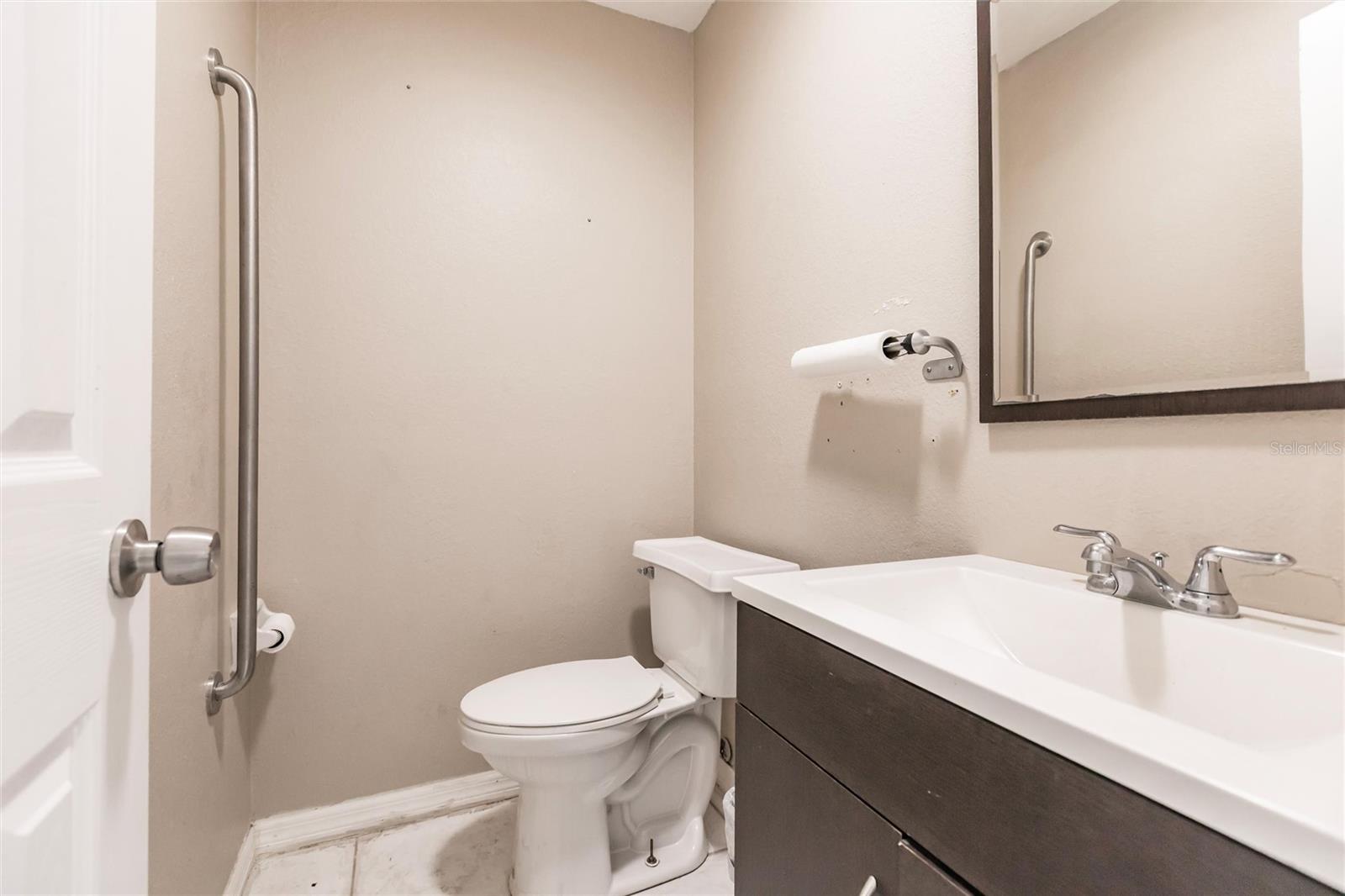 GILCHRISTS & BALDWINS SUB - Commercial Sale