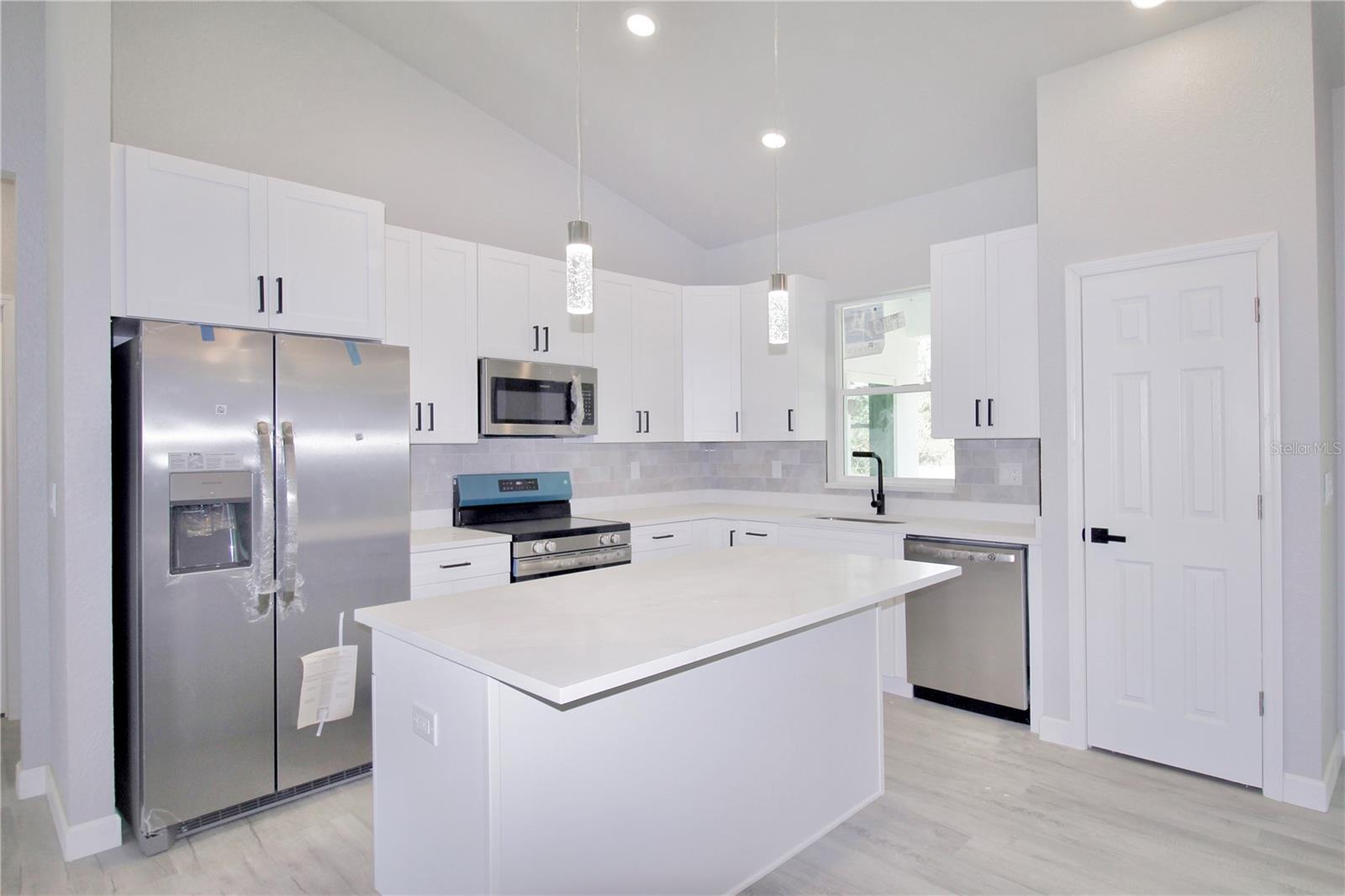 SUN N LAKE - Residential