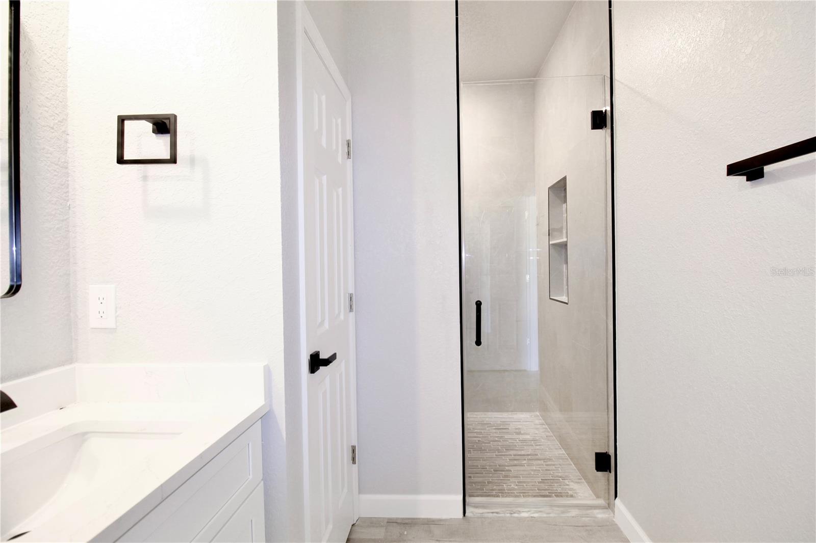 SUN N LAKE - Residential