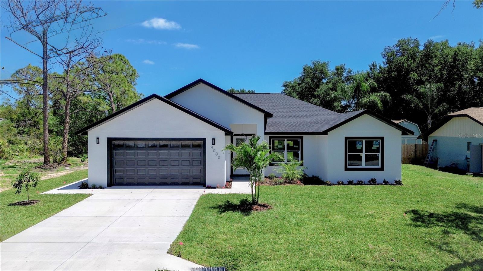 SUN N LAKE - Residential