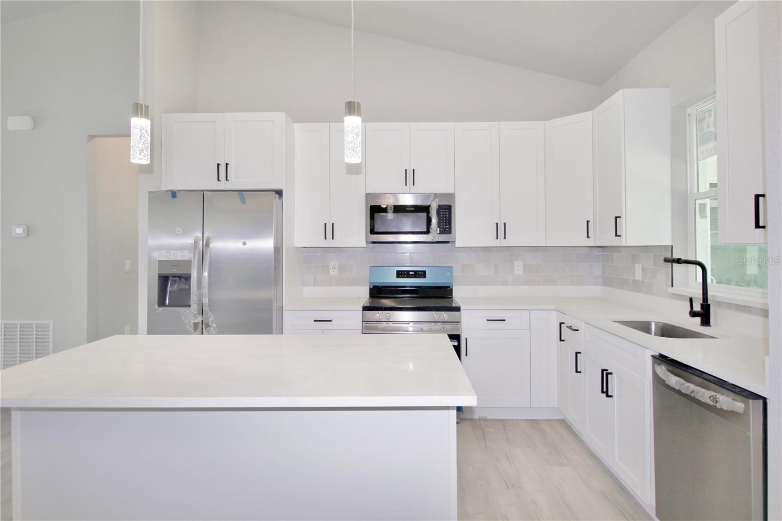 SUN N LAKE - Residential