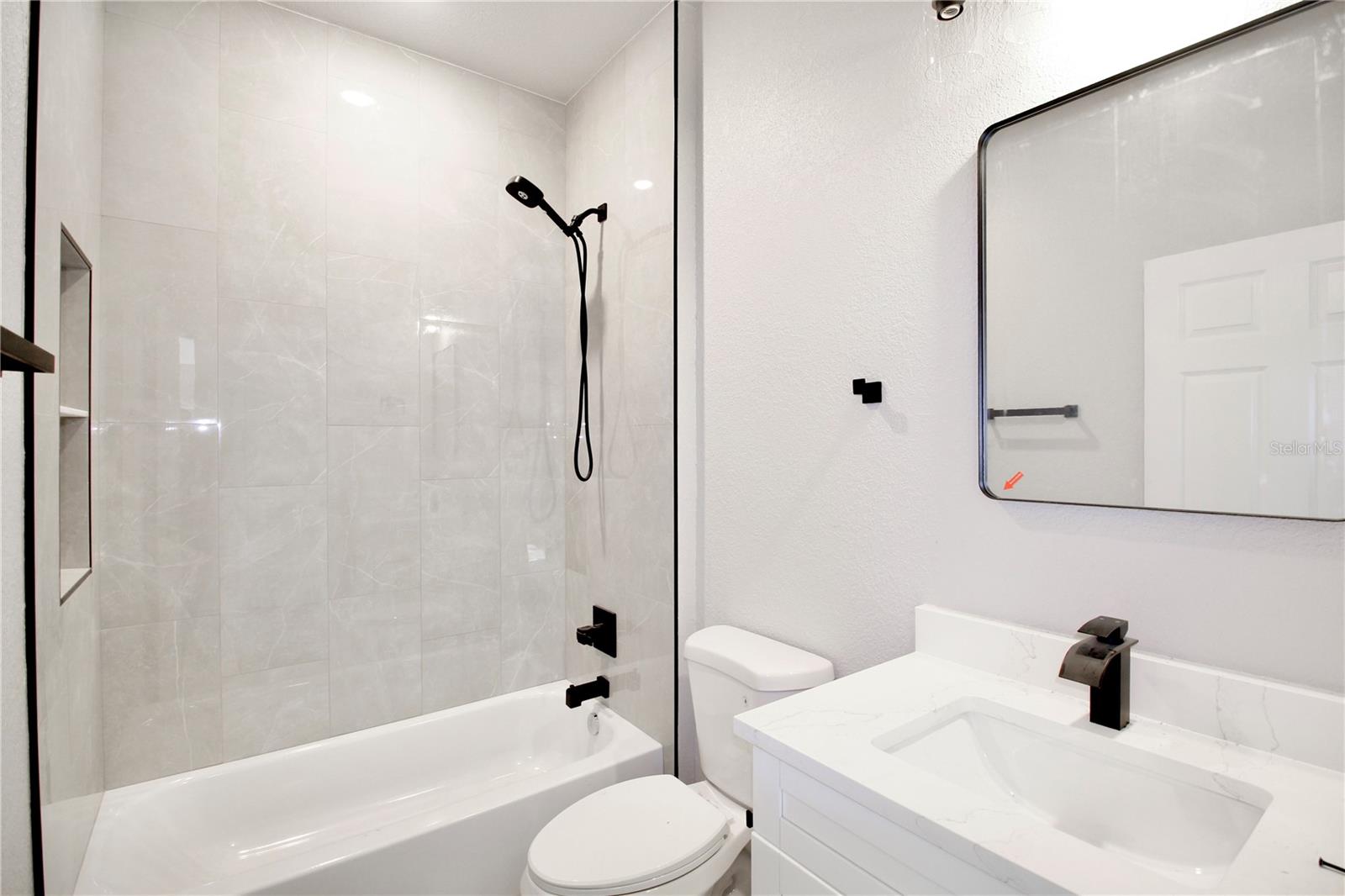 SUN N LAKE - Residential