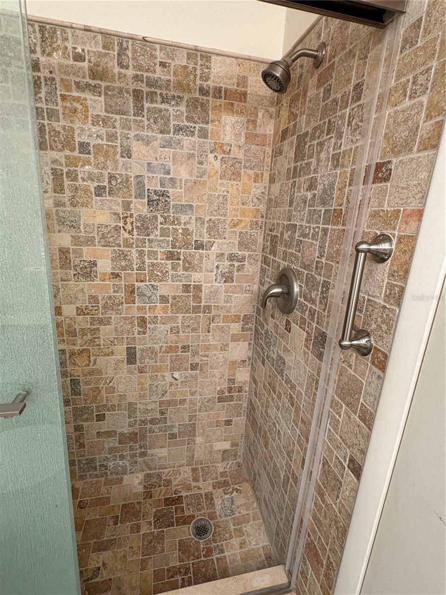 BAY TOWNE - Residential