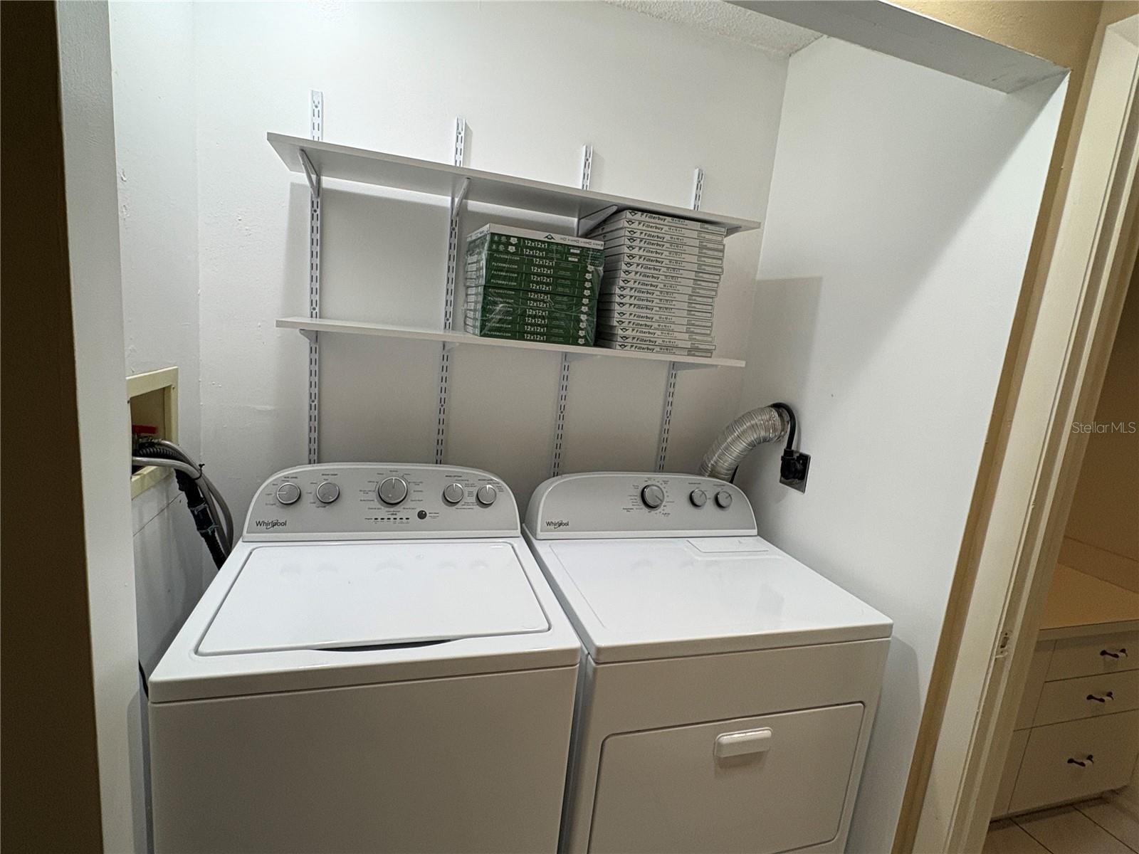 BAY TOWNE - Residential