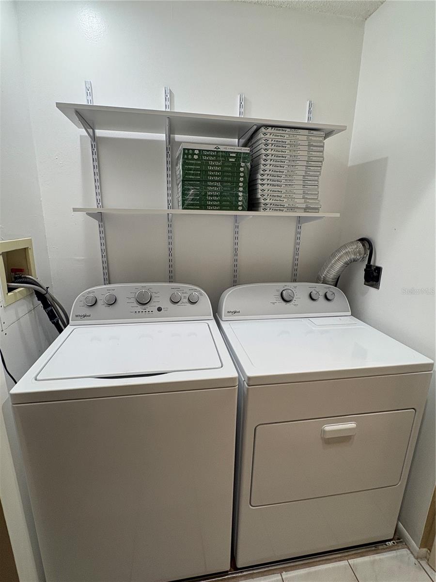 BAY TOWNE - Residential