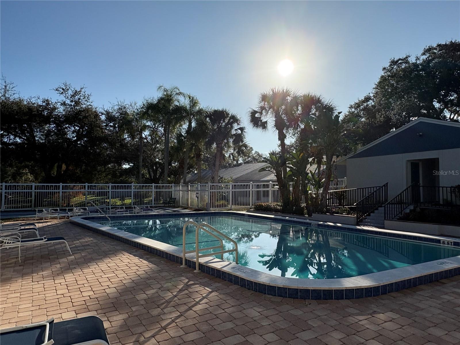 BAY TOWNE - Residential