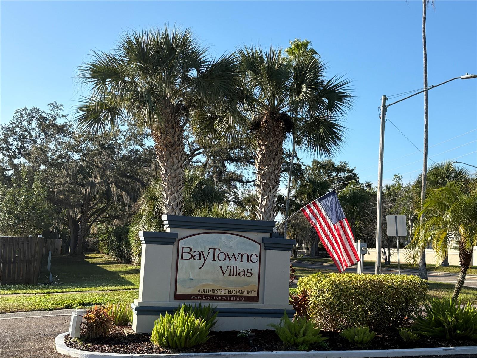 BAY TOWNE - Residential